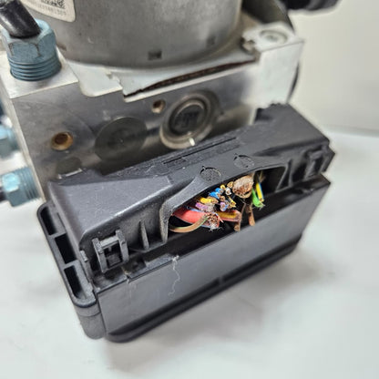 OEM BMW 3 Series F30 F35 F31 ABS DSc Control Unit Module 6881177