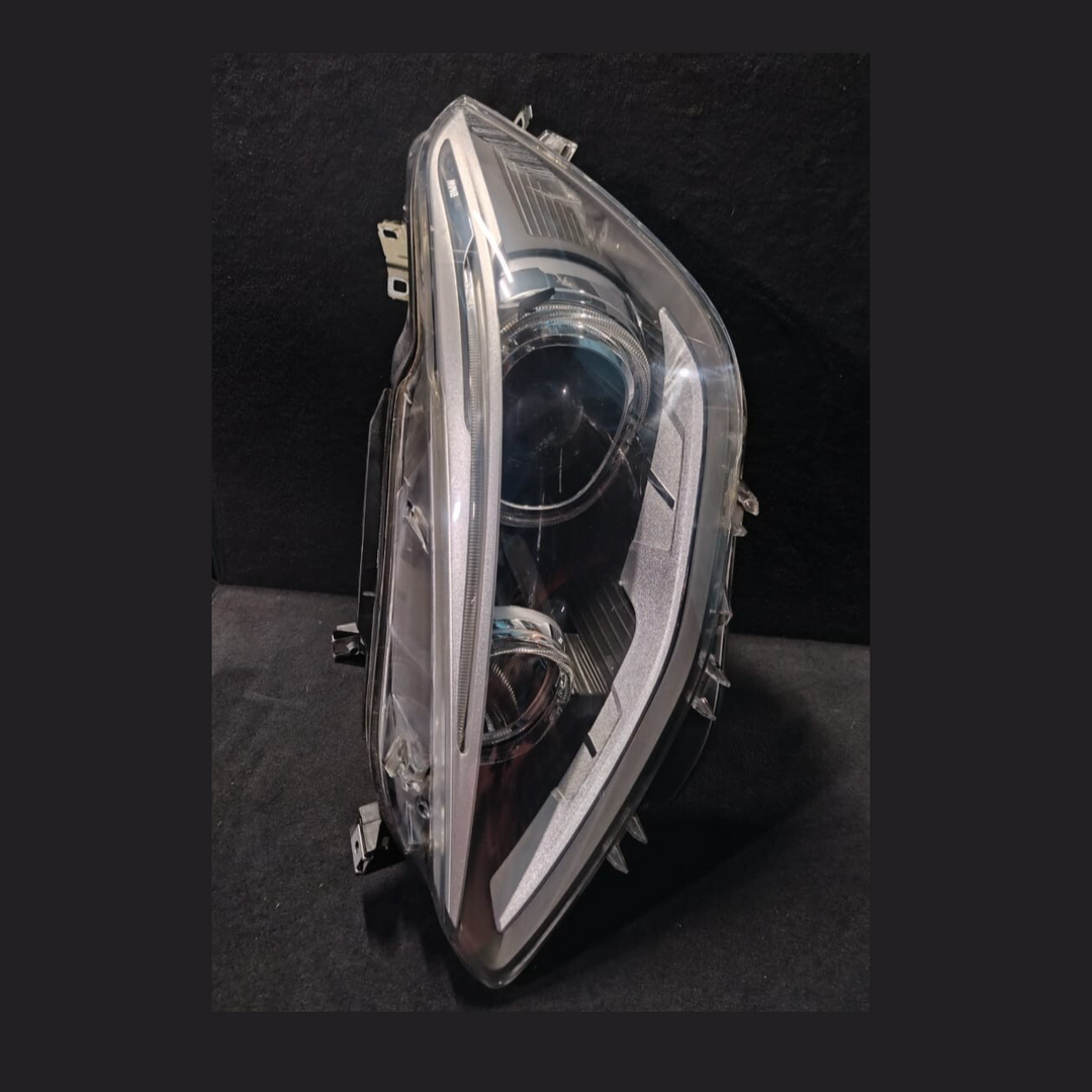 BMW 1 SERIES 120i 2012 F20 LEFT SIDE HEADLIGHT 7229687-09 ECE - 7229687