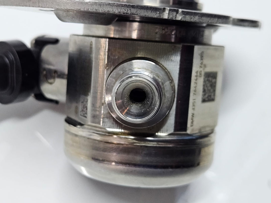  7642466-2017-2021 BMW 230i G12 G30 B48 B58 High Pressure Fuel Pump OEM