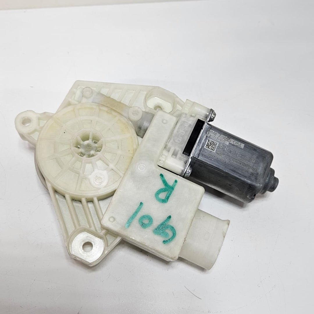 2017-20 BMW G11 X3 G31 G01 530i Rear Right Window Regulator Motor 7455084