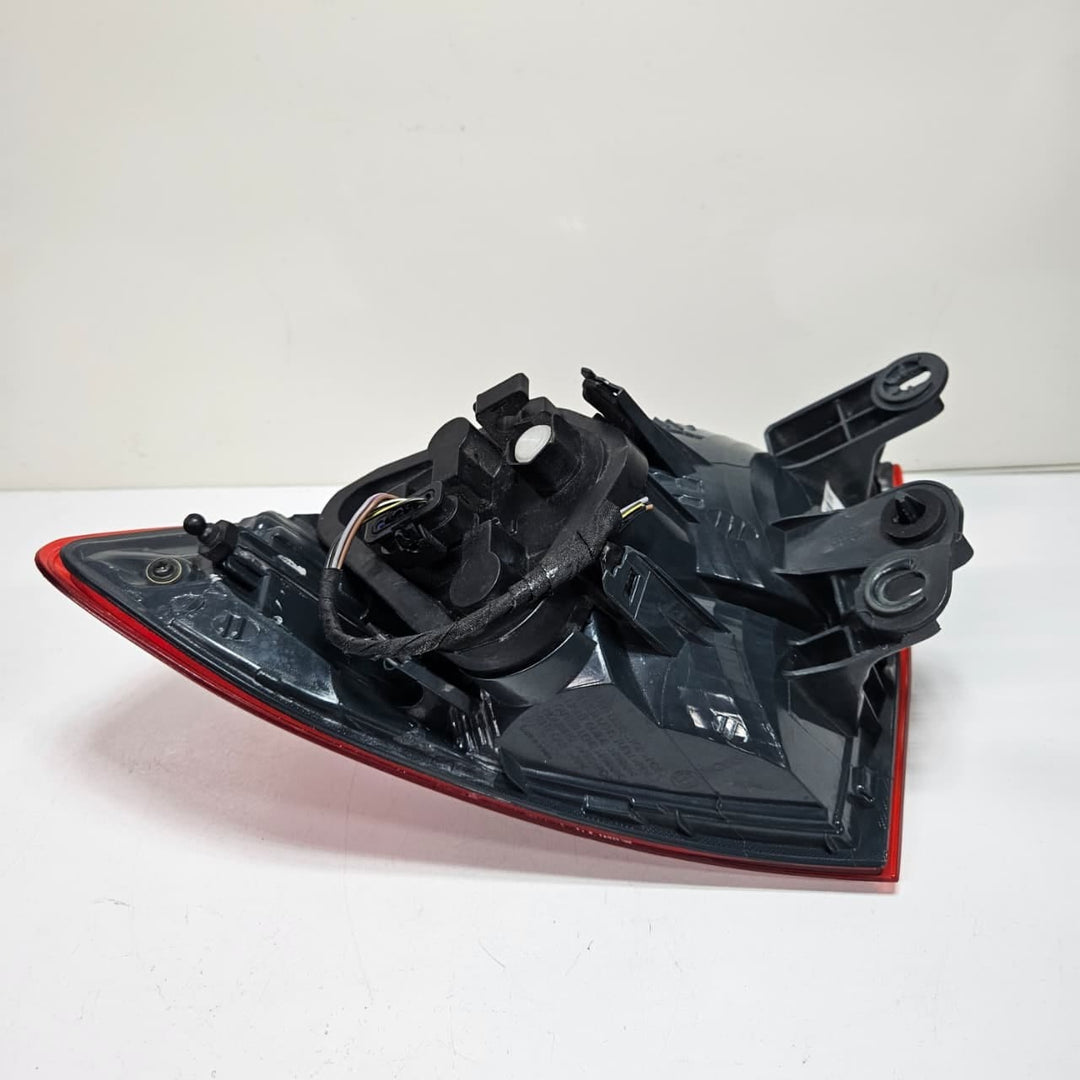 OEM BMW 3 Series F30 F35 F31 F80 Rear Taillight Left LED 7312845