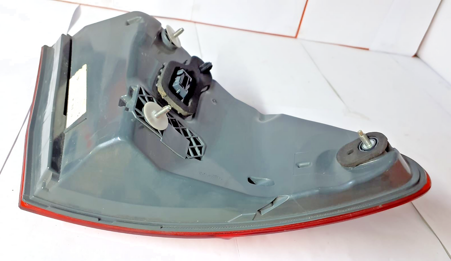 OEM 2014-2016 BMW 5 Series F10 Right Passenger Tail Light LED 184080-02