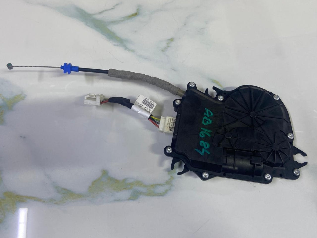 OEM BMW X3 F25 Rear Tailgate Lock Actuator Motor 7249578