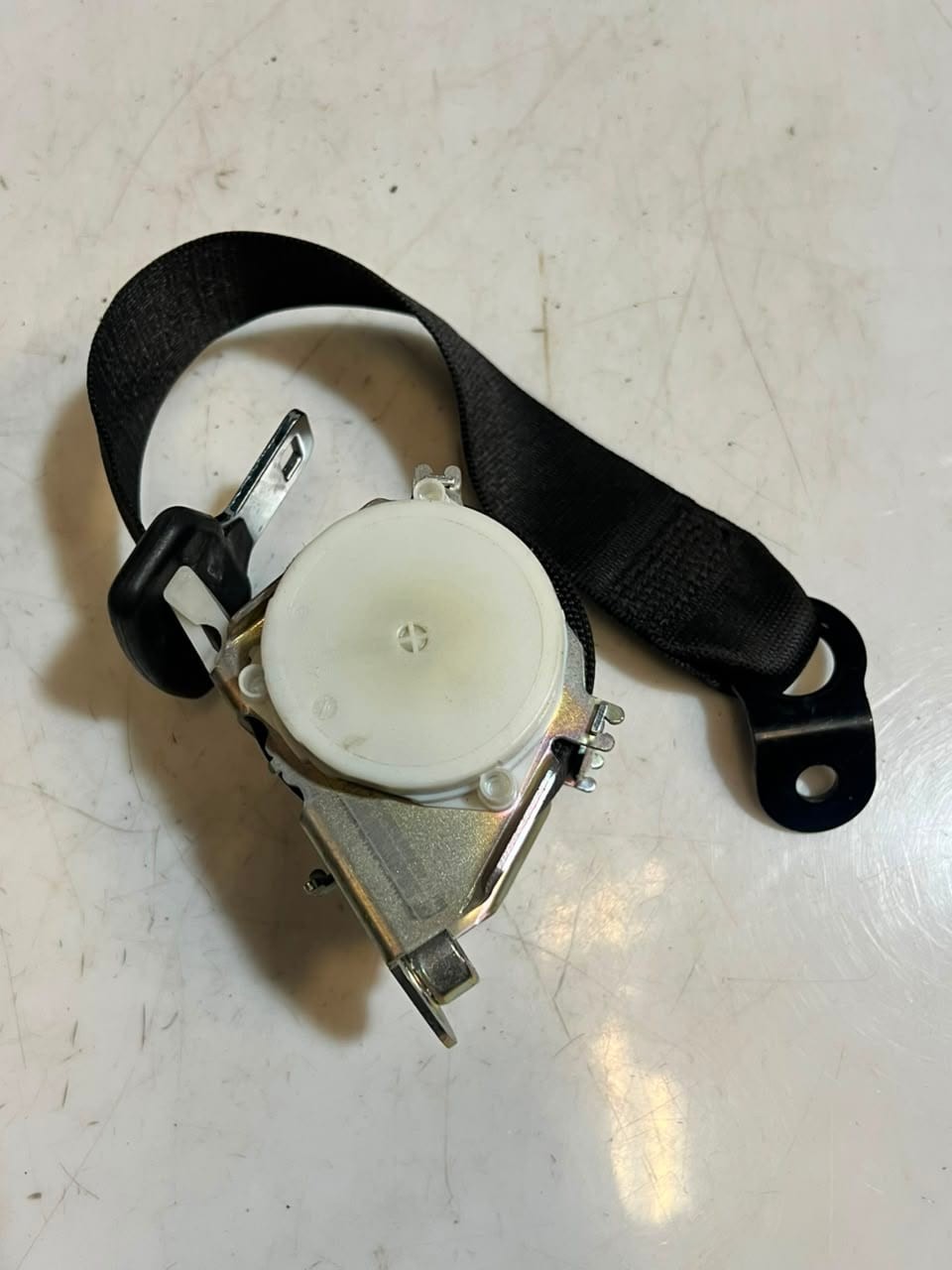 2022 BMW i3 Rear left Seat Belt 34128956 OEM