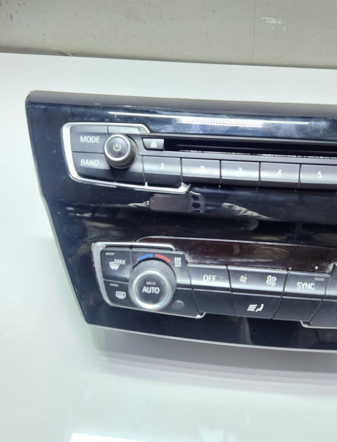2016-2018 BMW X1 Head Unit Multimedia Control 9371456 X1 F48 F49 OEM