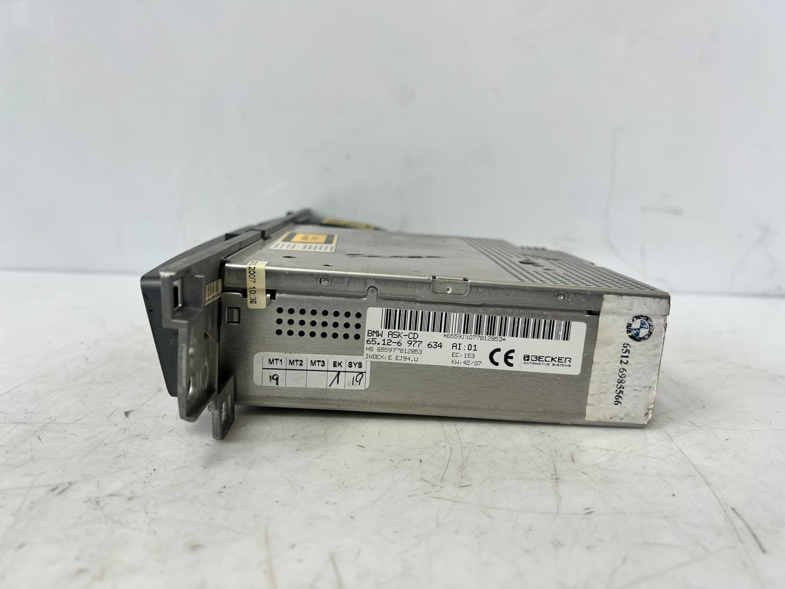 2005 BMW 745Li 7 Series E65 E66 E67 Cd Audio System Controller Player 6977634