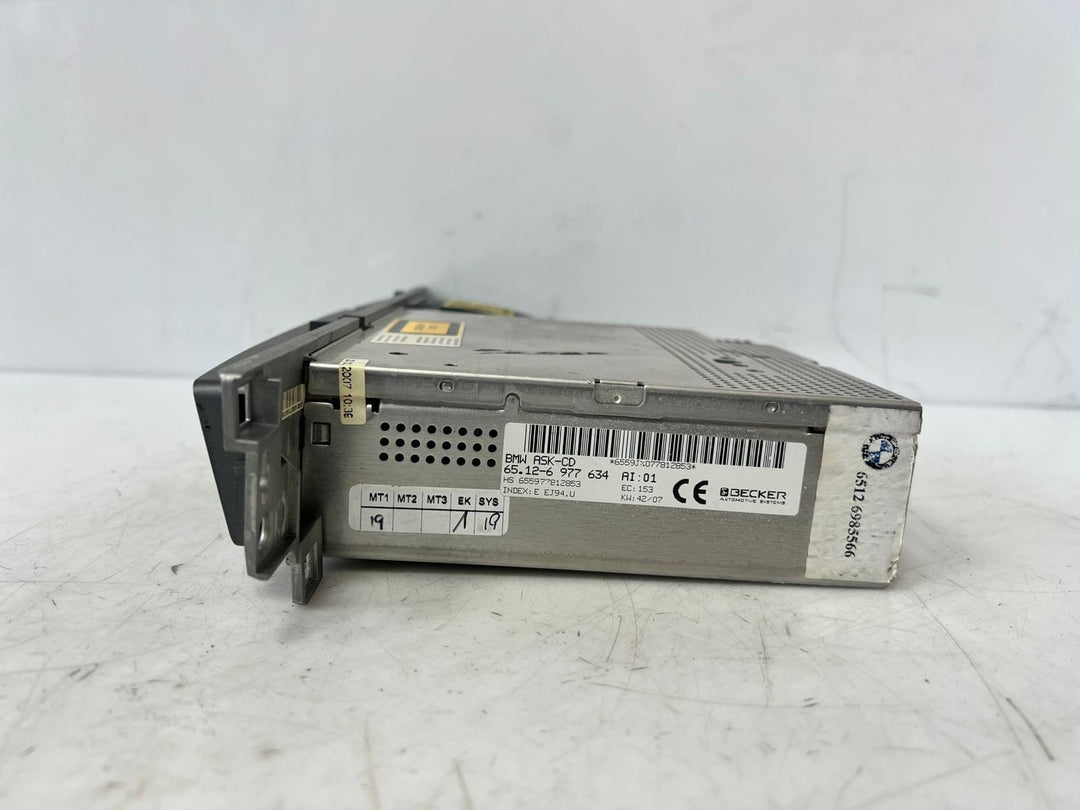 2005 BMW 745Li 7 Series E65 E66 E67 Cd Audio System Controller Player 6977634