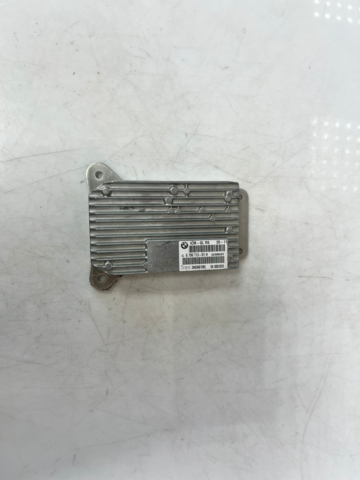 2011-2016 BMW 550i 5 Series F10 and F11 xDrive Control Module 6799713 OEM