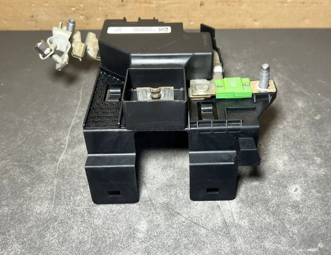 18-22 Mercedes-Benz W247 W118 CLA Battery Fuse Box Current Limiter A247 9063603
