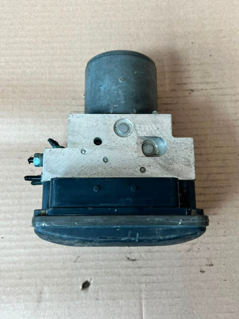 BMW F01 F02 7 Series F07 5 Series GT Abs Anti-Lock Brake Pump Module 6797036