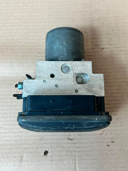 BMW F01 F02 7 Series F07 5 Series GT Abs Anti-Lock Brake Pump Module 6797036