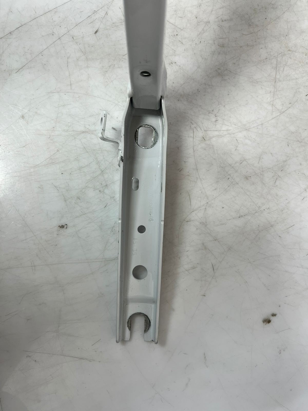2016-2019 BMW 7 Series G11 G12 750i Trunk RIGHT Lid Hinge 7357116 OEM