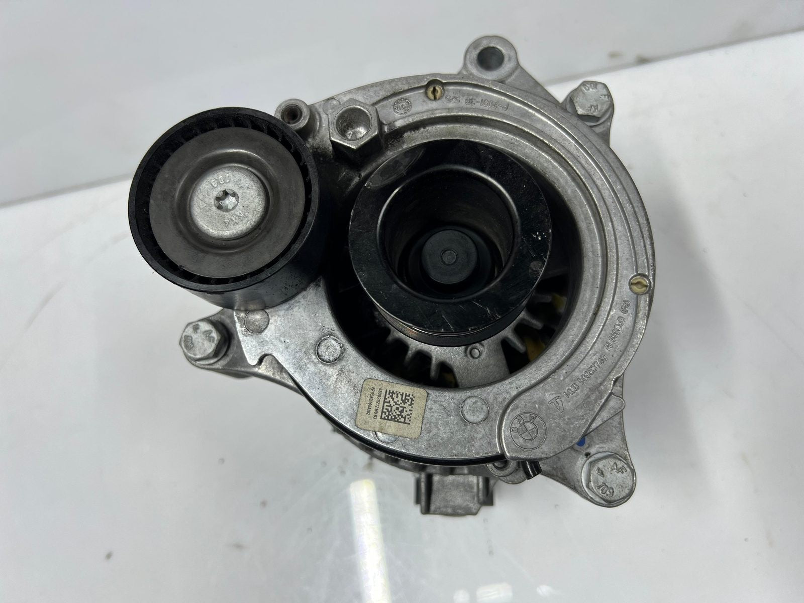 BMW Alternator 8654280
