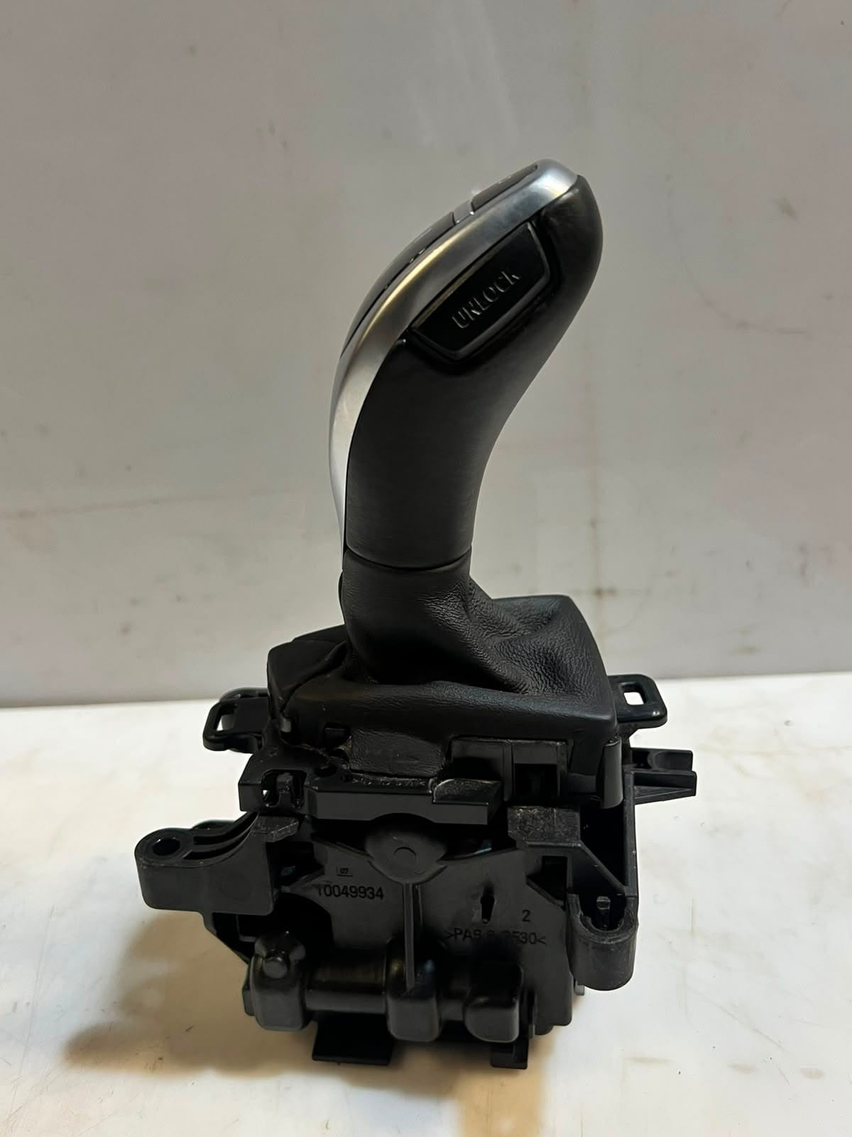 2012 BMW 3 Series F30 F31 F35 328i Automatic Gear Selector 9260971 OEM