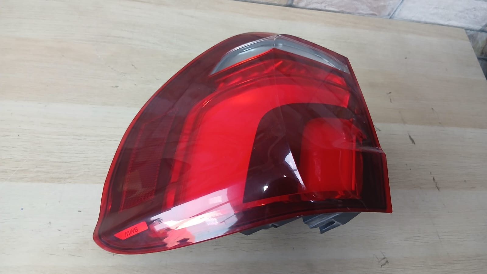 BMW Rear Right Outer Taillight 7470886 X5 F15 F85 M rear right outer LED taillig