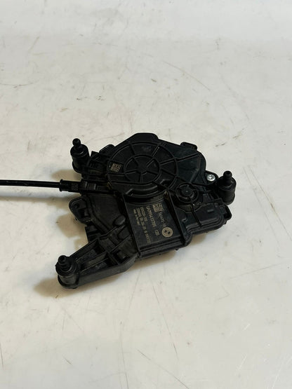 BMW iX 120 Rear Tailgate Boot Lock With Actuator 7954137 OEM
