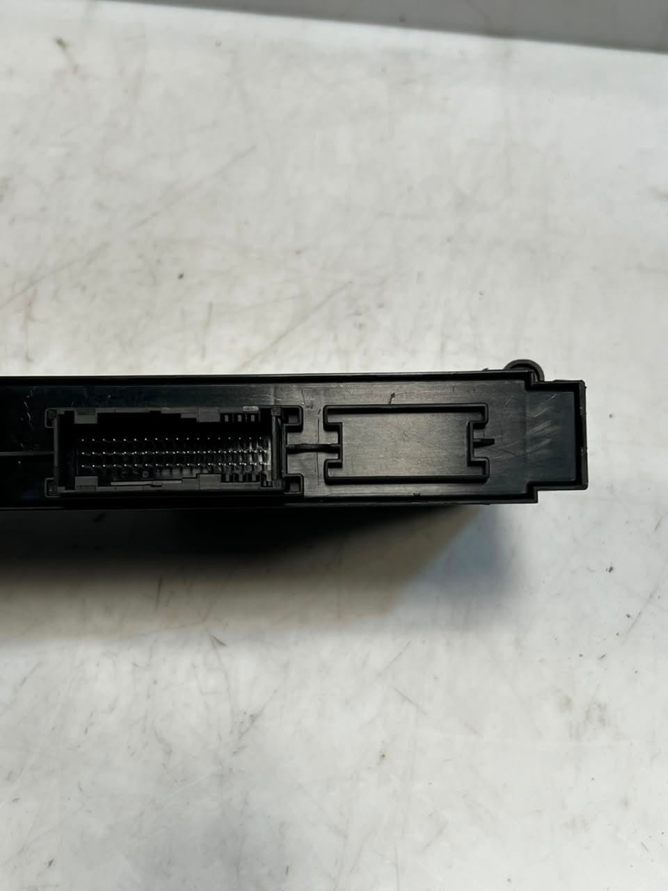 2013-2015 BMW X1 E84 Body Control Module JBBFE BCM 9298945 OEM