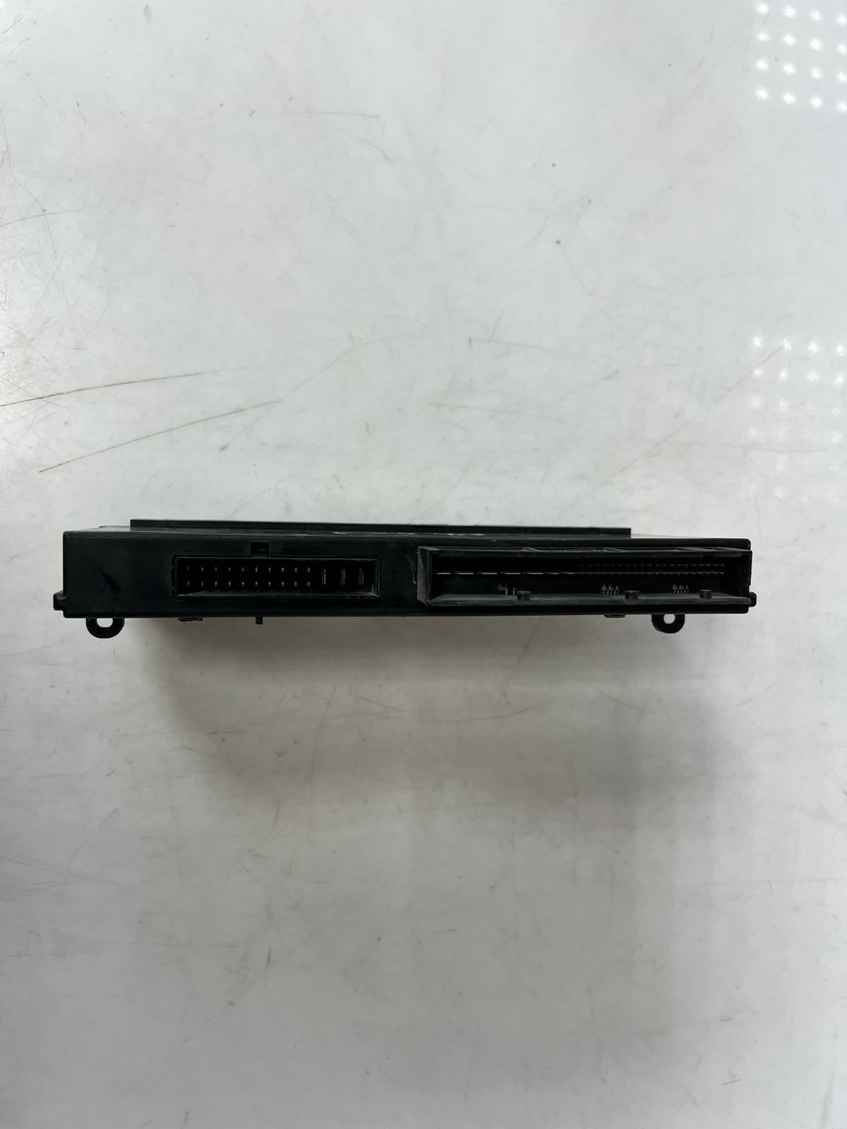 2011-2017 BMW X3 X3 F25 f26 x4 Body Control Module 9384222 OEM