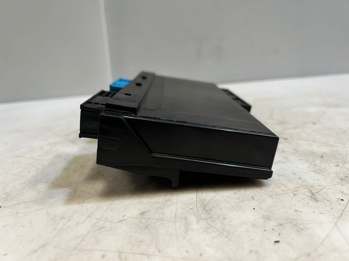2008-2013 BMW E90 E92 E93 BODY CONTROL MODULE BCM BODY MODULE 9187533 OEM