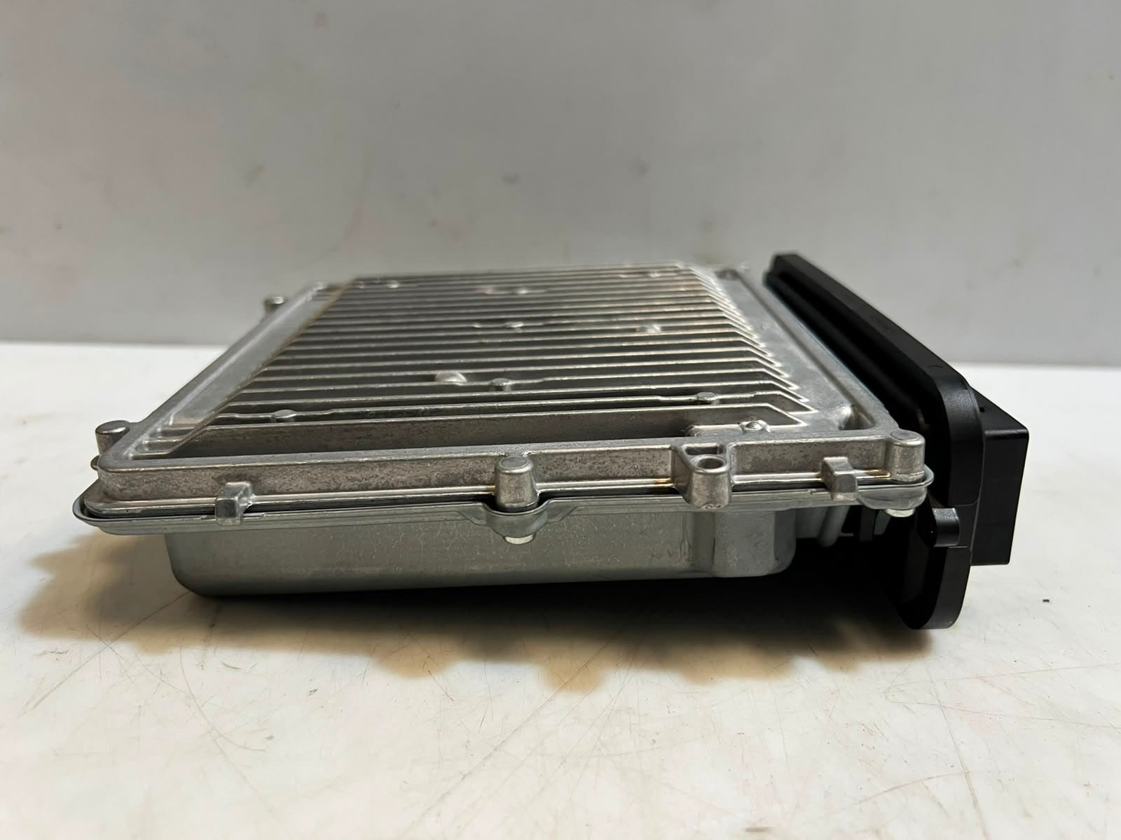 2010 BMW X5 E70 N57 Engine Control Unit ECU DDE ONLY 8506574 OEM