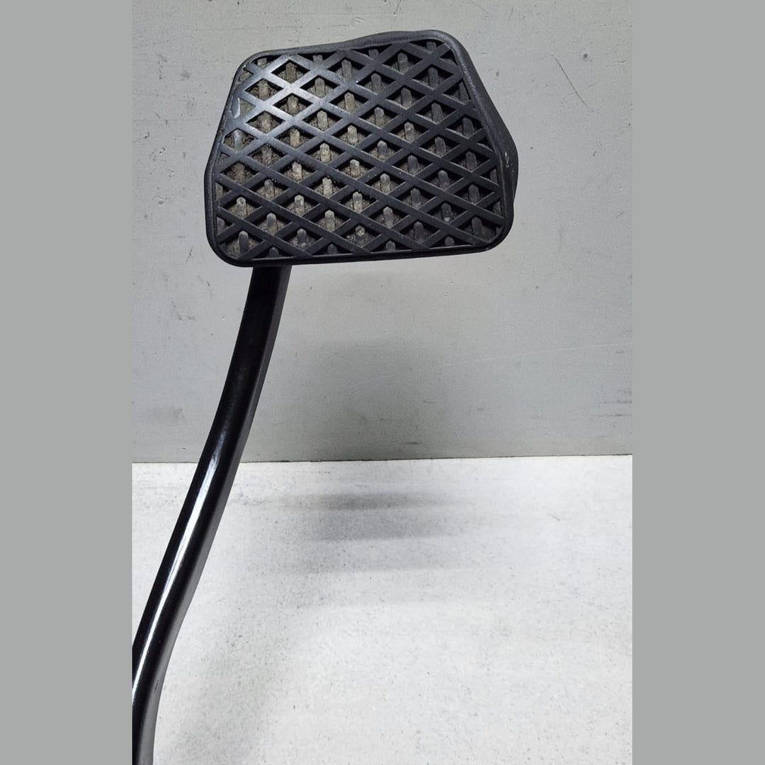 2009-2016 BMW Z4 Series E89 Brake Pedal Assembly 6785885 OEM