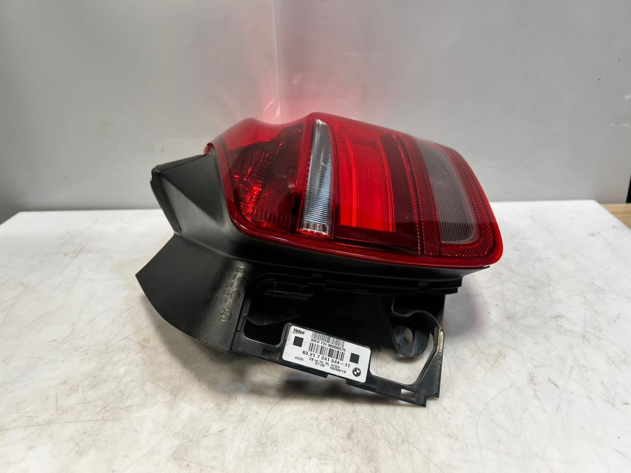 BMW 1 Series  F20 F21 Rear Right OUTER SIDE Rear Tail Light 7241544 OEM