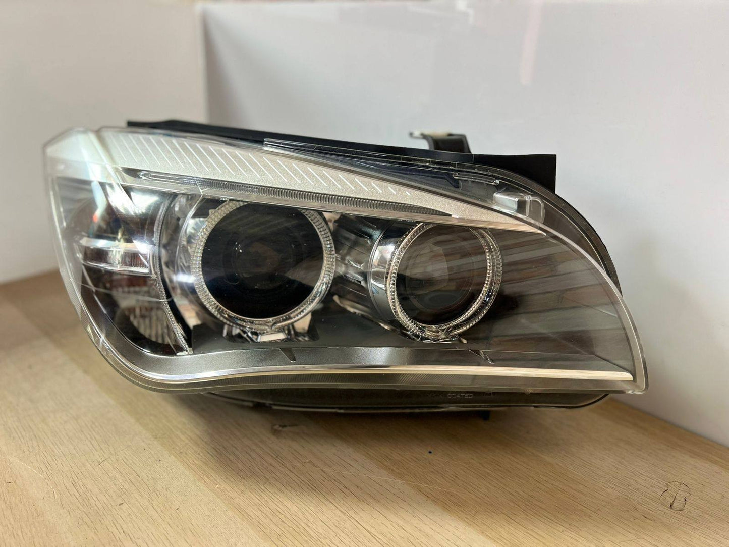 2014 BMW X1 E84 LCI RHD Headlight Bi-Xenon Light Right 7290242 ECE
