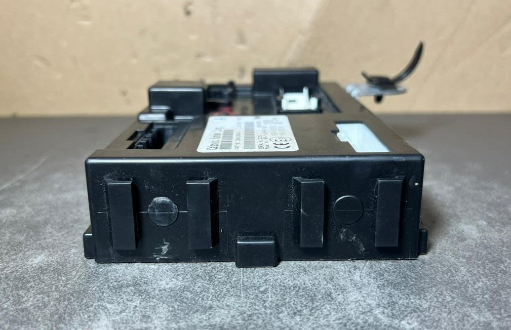 17-19 MERCEDES-BENZ W470 X-CLASS BCM BODY CONTROL MODULE UNIT 284B15XA0A OEM