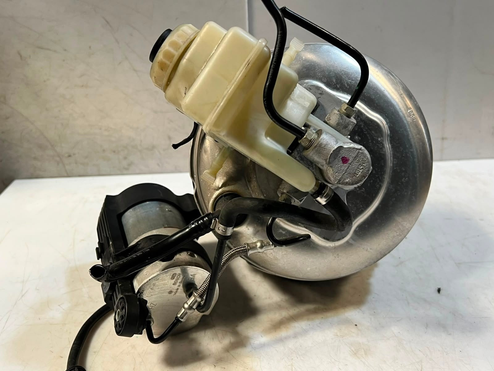 BMW X3 7 Series E65 E66 E67 E68 Brake Booster SERVO MOTOR 32483213 OEM
