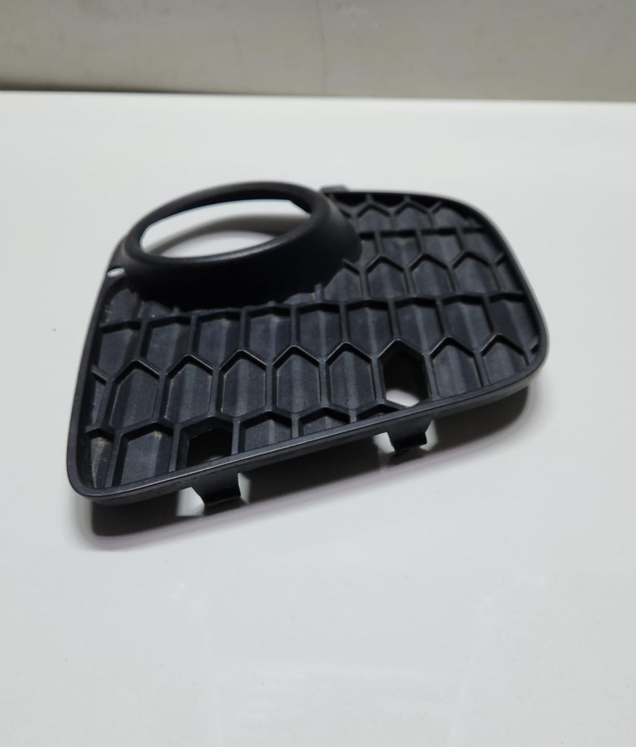 2011-2013 BMW X5 Left Closed Grille 8048021 X5 E70