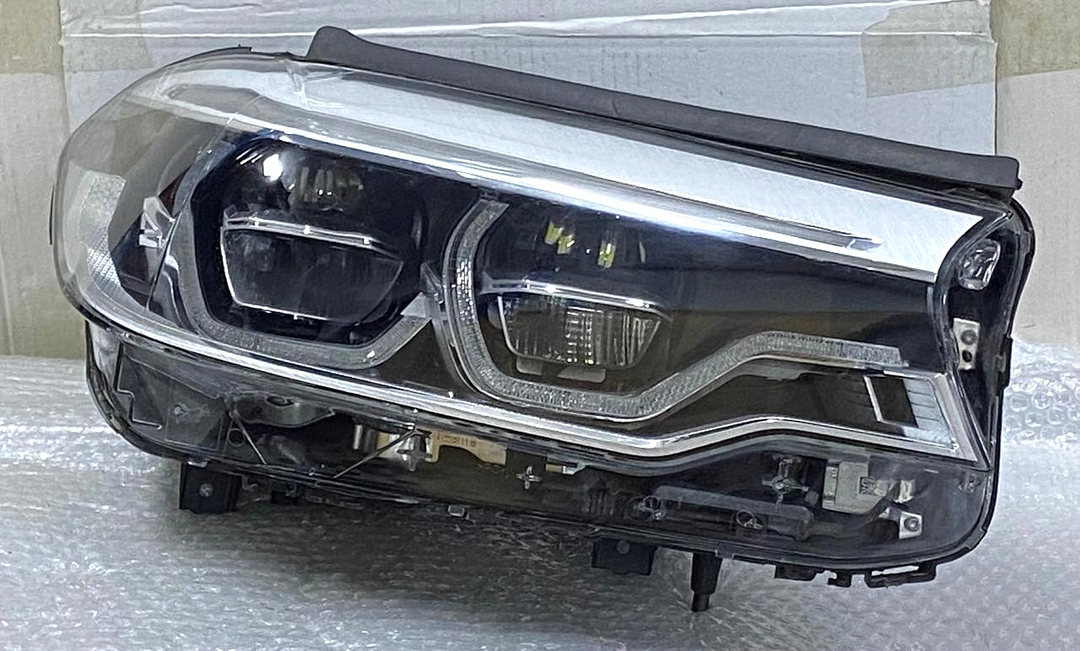 OEM BMW 5 SER G30 G31 LED ADAPTIVE HEADLIGHT LEFT SIDE 8499109 LHD ECE NO MODULE