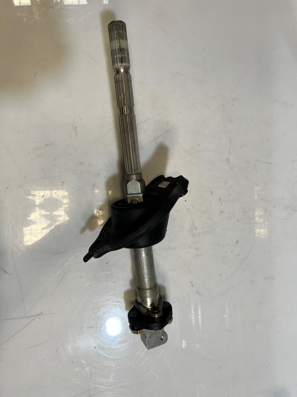 2022-2024 BMW iX I20 xDrive40 Steering Shaft 5A81E80 OEM