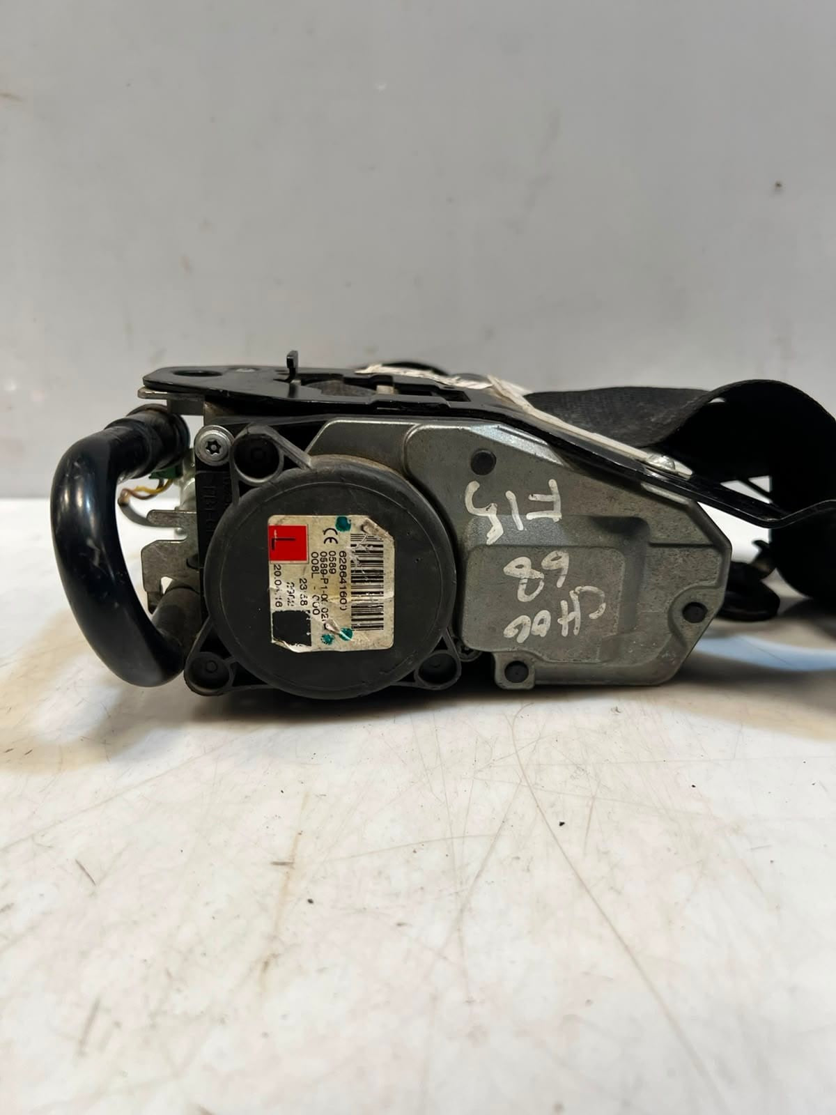 2013-2018 BMW X5 F15 X6 F16 Front LEFT Seat Belt 628641600 OEM