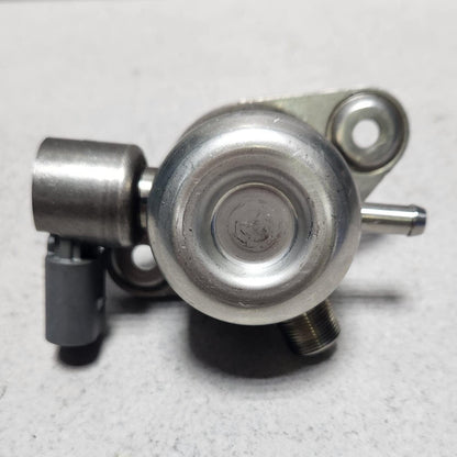 Mercedes-BenzHigh Pressure Fuel Pump A2740700501 W204 W205 W212 W213 C207