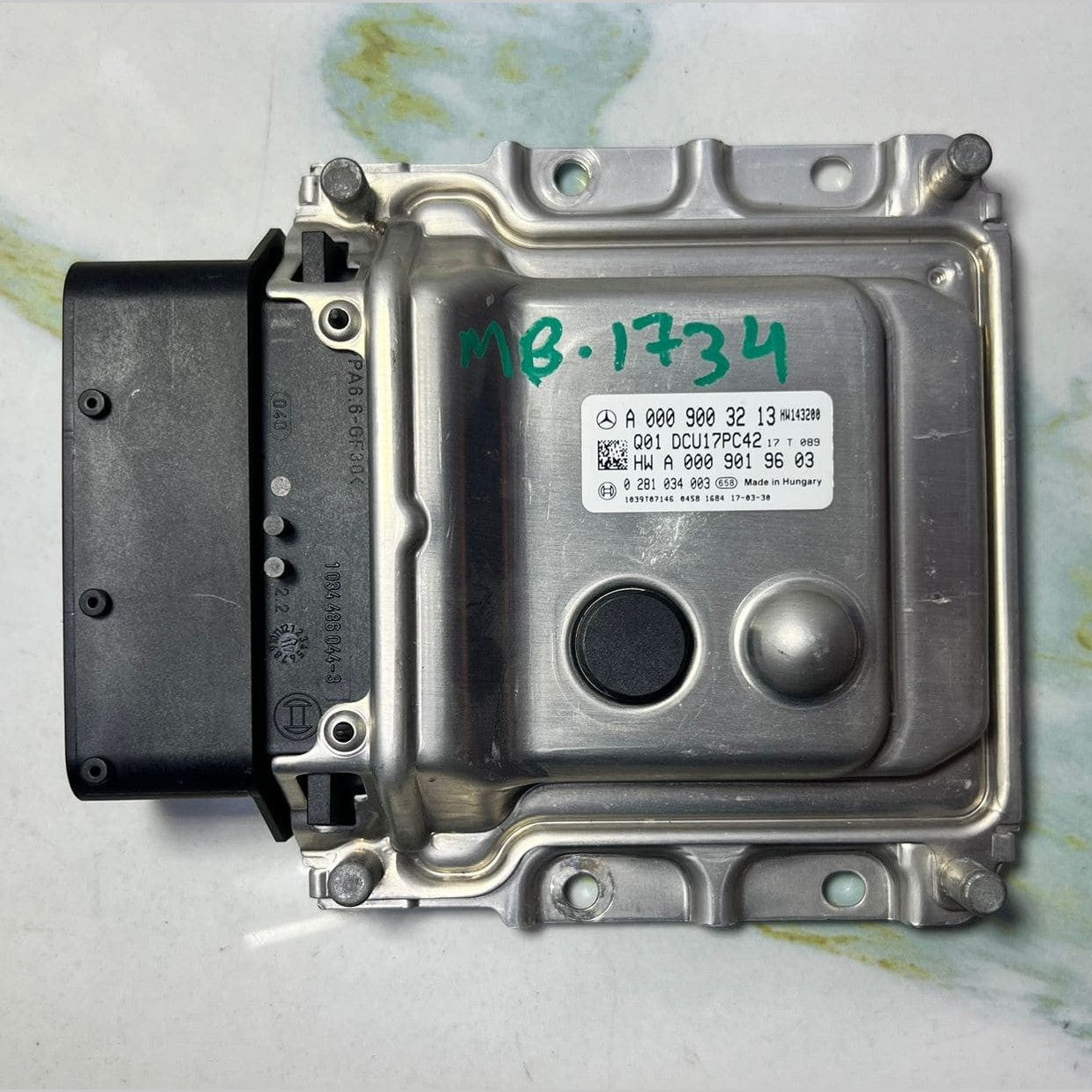 Mercedes Adblue Control Unit A0009003213 GLE Class W166