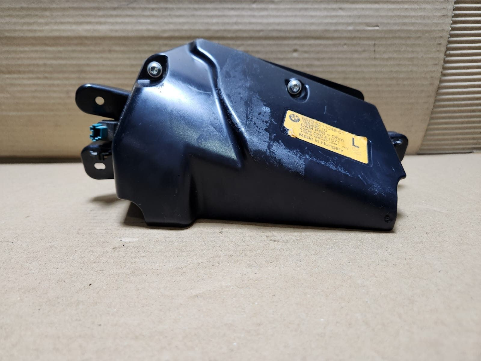 2008-2019 BMW X6 D Pillar Speaker 9211048 X6 E71 E72 rear left
