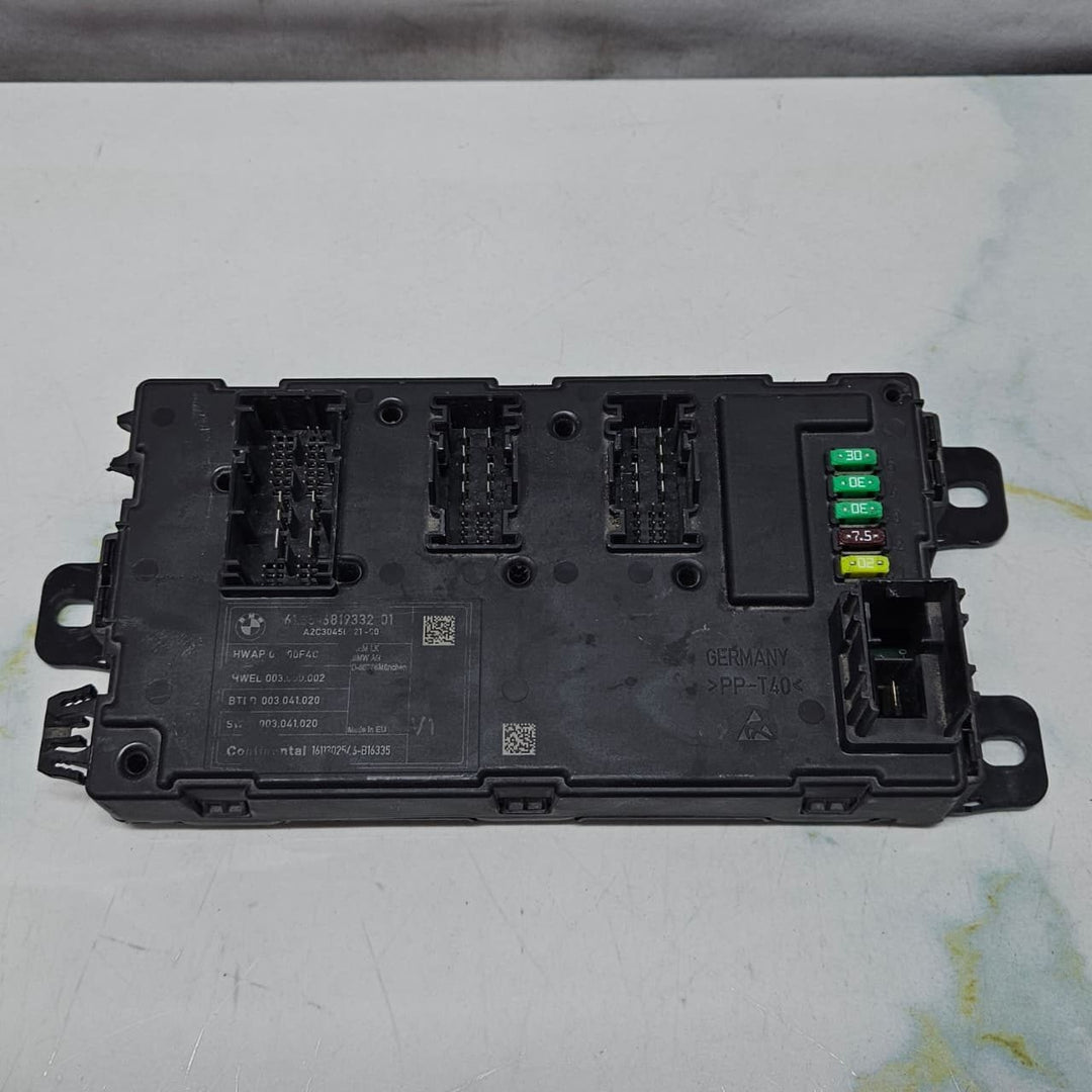 2012-2016 BMW F30, F31, F32 328i Rear Body Control Module 6819332 OEM