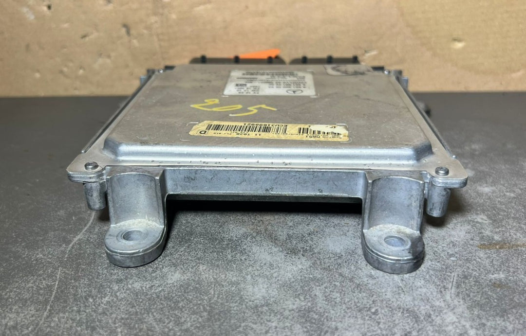 14-18 Mercedes W205 C-Class Engine Control Module Unit ECM ECU A651 9000603 OEM