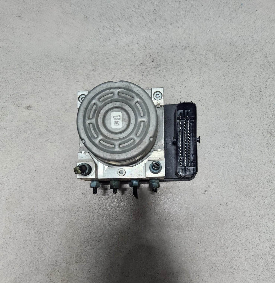 2018-2020 BMW X2 Anti Lock Brake Pump Controller 6893712 X2 and BMW X1 F48