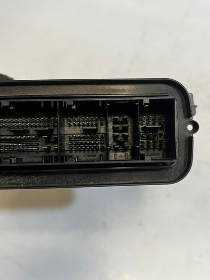 BMW 5 Series F10 N47D Engine Control Unit ECU SET DDE+ CAS4+ 1KEY 8513250