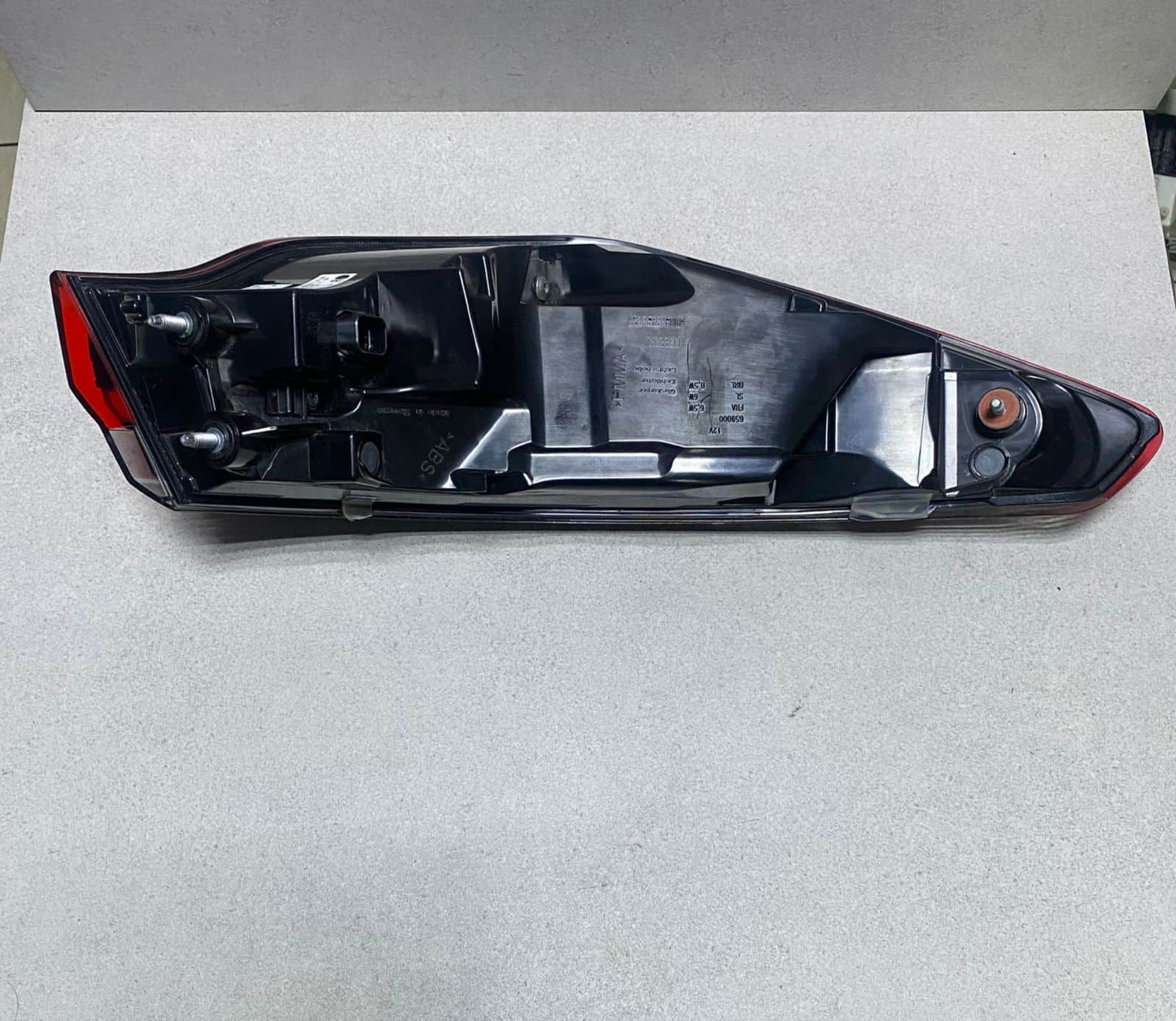 2020-2022 BMW M4 Rear Right Outer Taillight 7477606  G22 G82  430i 440i