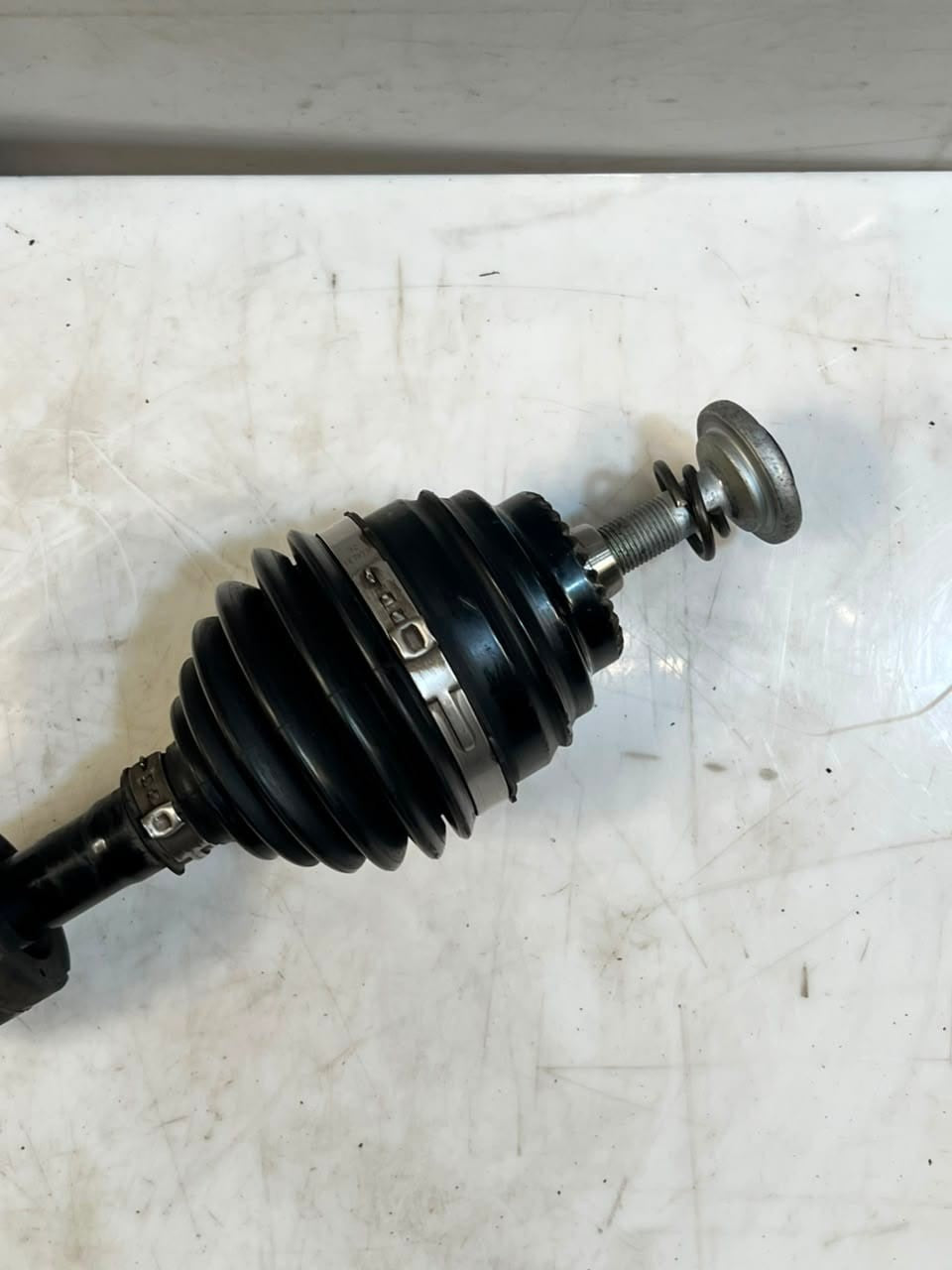 BMW F45 F46 F48 F54 F60 FRONT LEFT SIDE Drive Shaft AXLE Front 8643383 OEM
