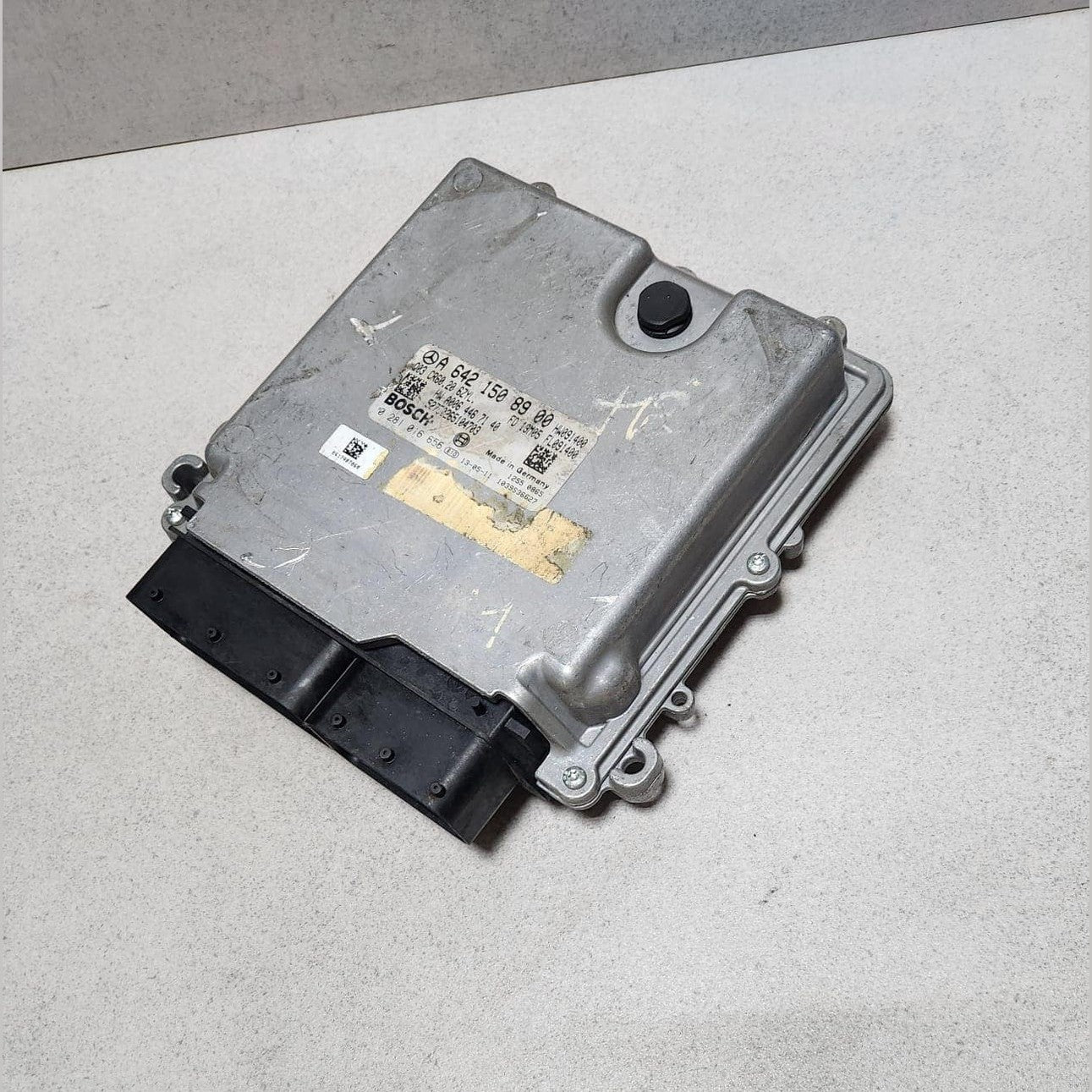 2010-2016 Mercedes-Benz E300 Engine Control Unit A6421508900