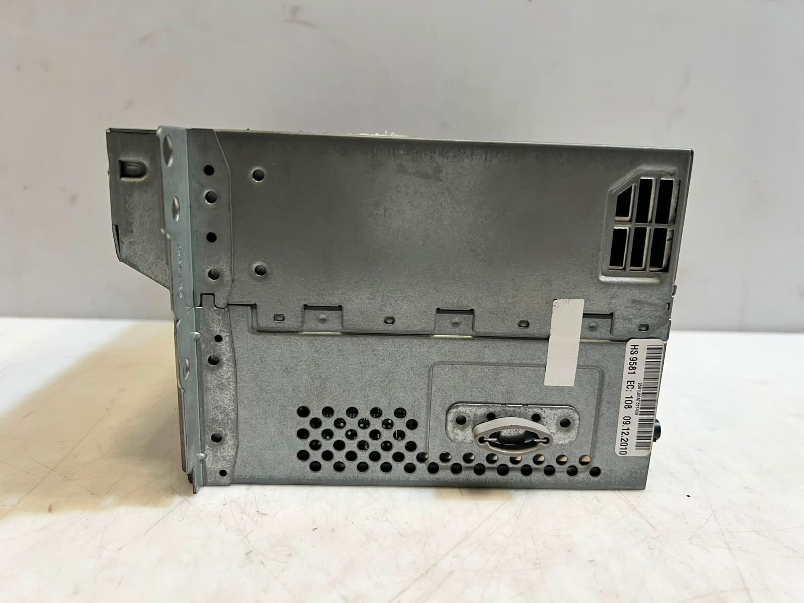 BMW F01 F02 F04 F10 F11 Navigation Head Unit Cic Idrive Professional 9239158 