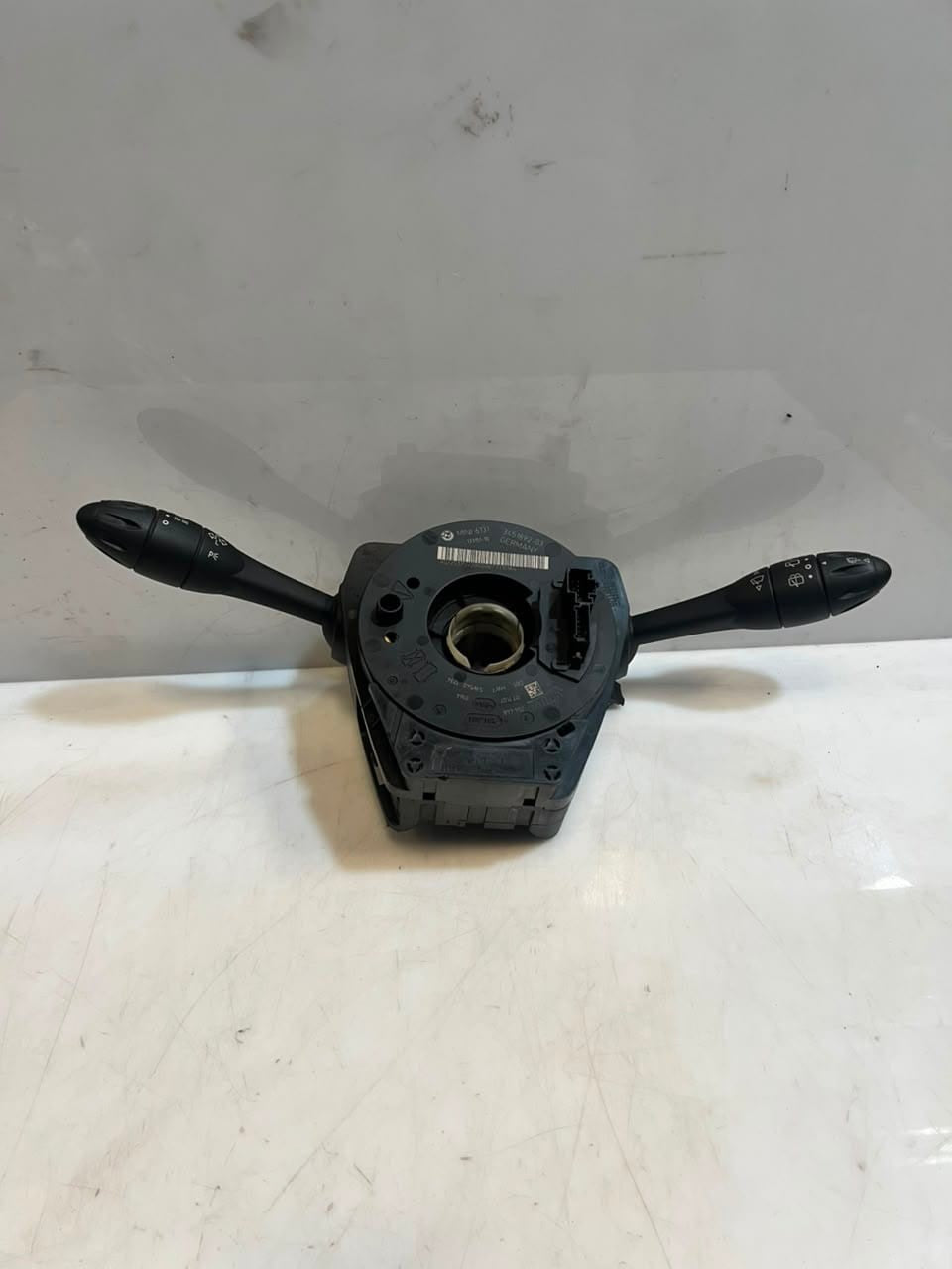 2006-2013 MINI Cooper S R56 and Clubman R55 Steering Column Switch 3451892 