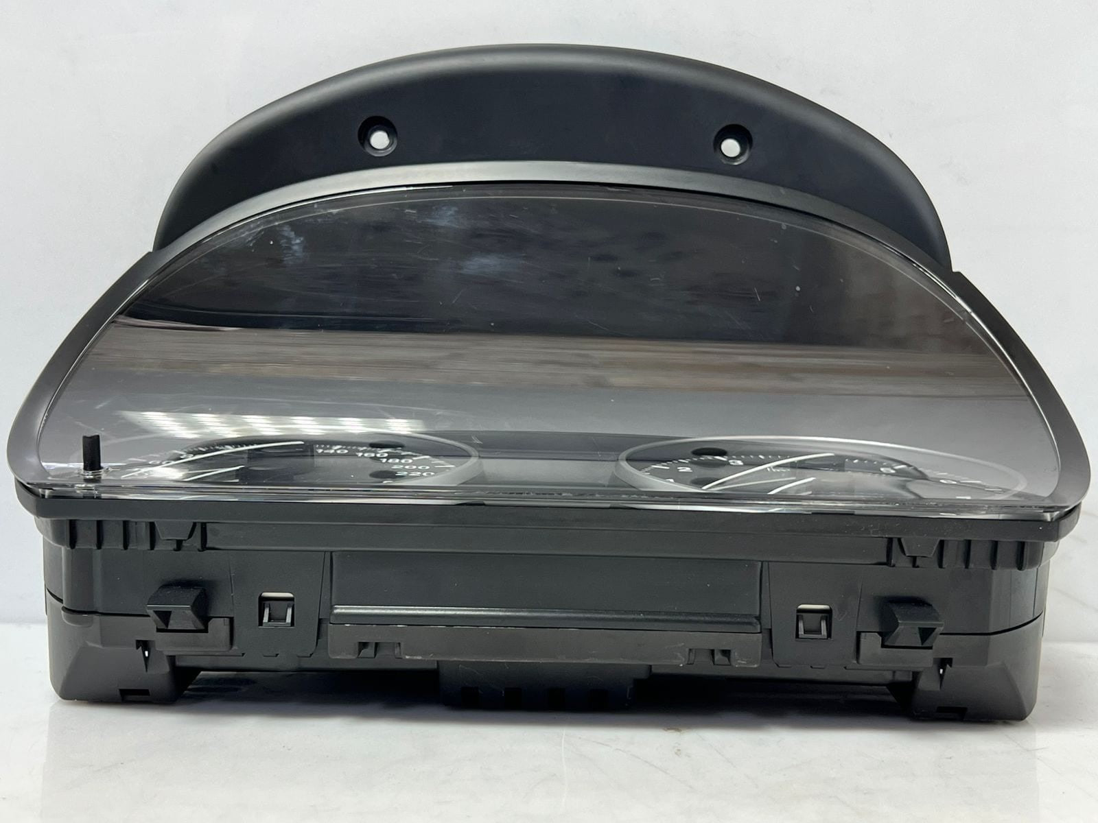 2005-2012 BMW 320i 3 Series E90 N43-B20A Instrument Cluster 4032240 OEM