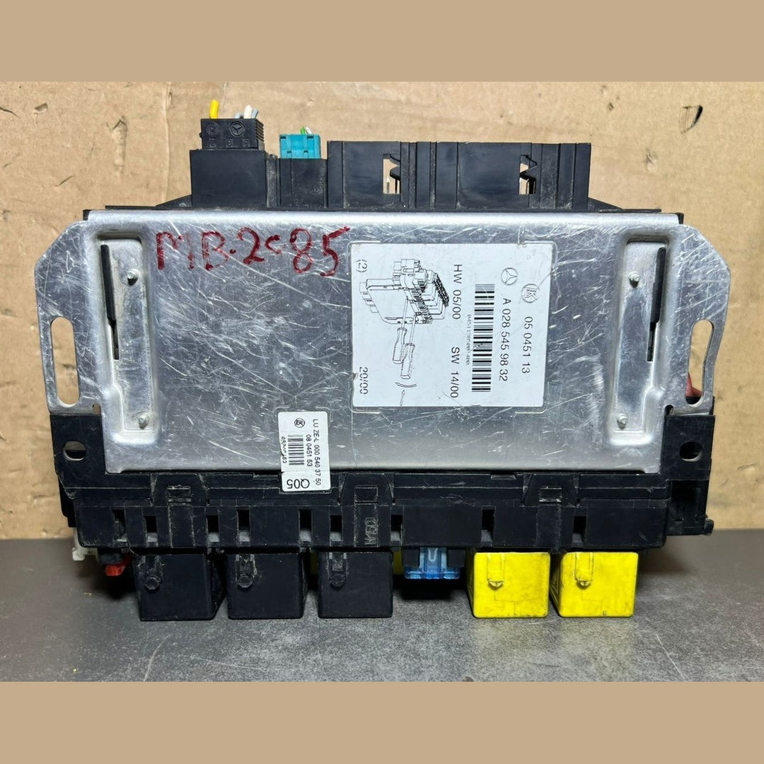 Mercedes-Benz W215 CL55 AMG Front SAM Module Relay Fuse Box A028 5459832 OEM