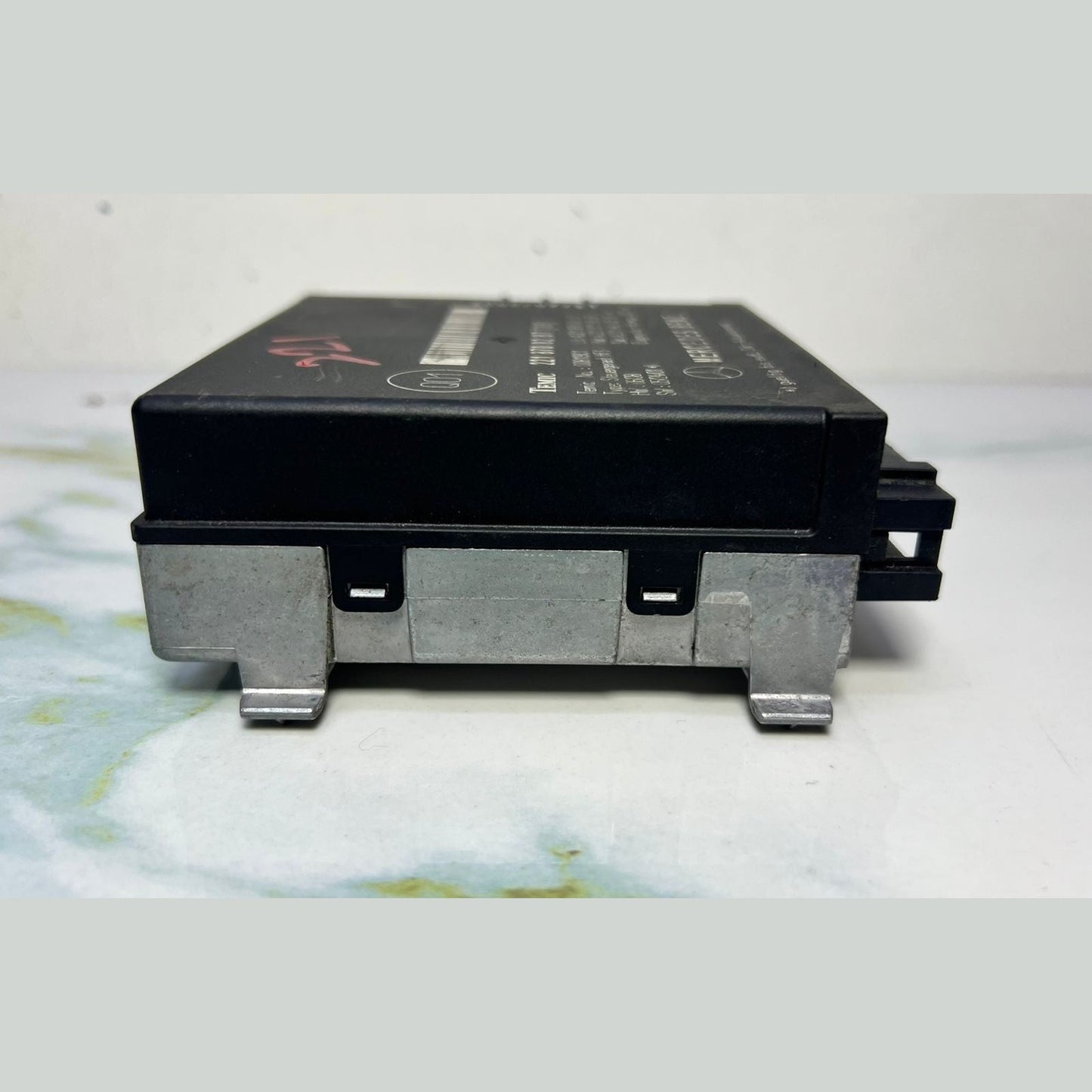 2007-2009 Mercedes-Benz S550 Trunk Release Remote Control Module 221 870 82 87 W