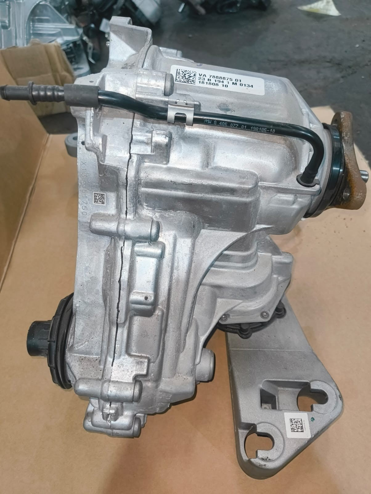 BMW G01 X3 xDrive 30e Transmission Transfer Case ATC13 7888875 2023 15 KM