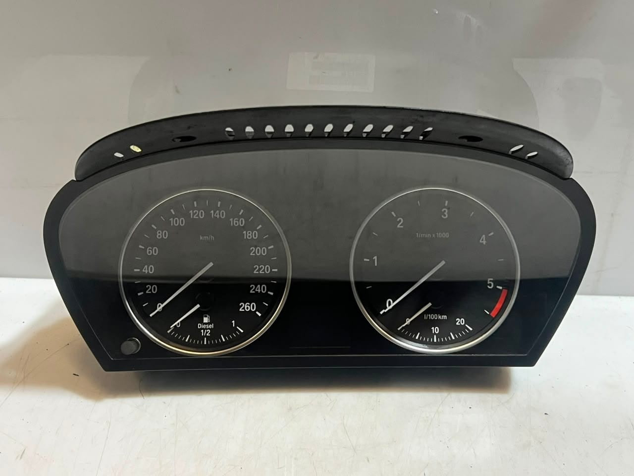2009-2011 BMW X5 E70 3.0D and 3.5D Speedometer Instrument Cluster 9195690 OEM